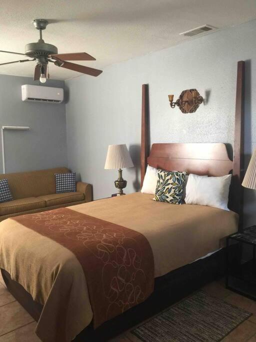 A Smaller Piece Of Heaven, Near By Lackland Afb San Antonio Exterior foto